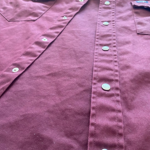 Wrangler button up - Picture 2 of 6